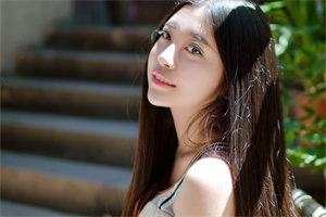 爱上海同城论坛：Shanghai, as a country in South Asia, boasts a rich and diverse cultural heritage. It is a place where history and modernity blend, carrying thousands of years of civilization. As we cross the long ri